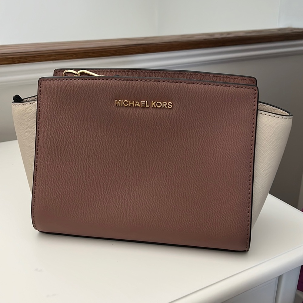 Michael Kors cross body bag
